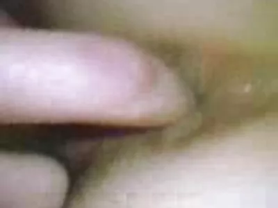 Fekete lány, nagy kefélések sima réssel, élvezi a hatalmas fehér kakas