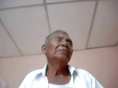 Szeplőtelen barna egyre szar kemény extrém pornó filmek a seggét