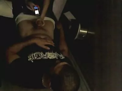 Az online szex videok alig legális szőke Danának csábító masszázs van